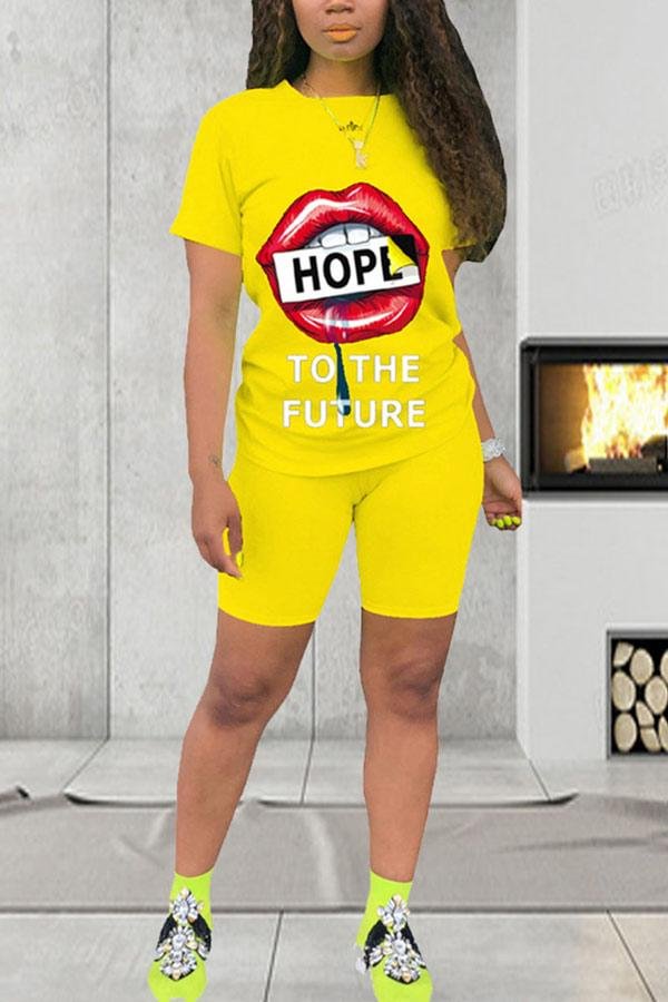 Casual Lips Printed Short Sleeve T-Shirt Set - BlackFridayBuys