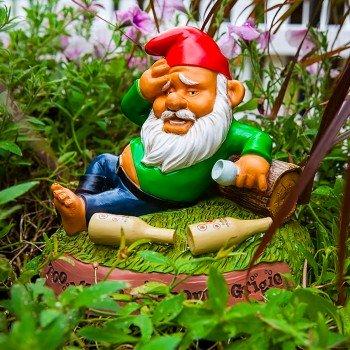 mini drunk garden gnome set