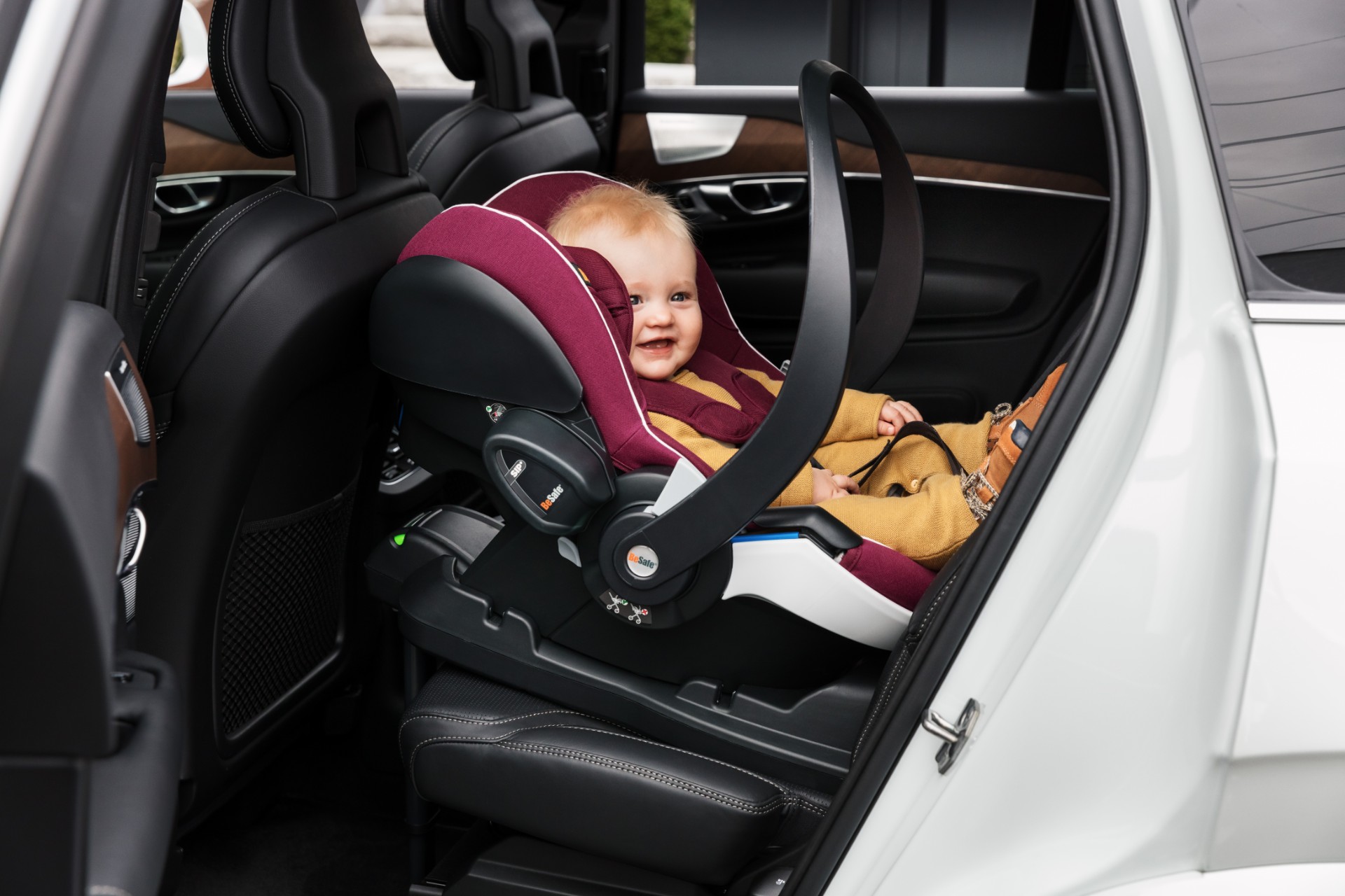 How soon can a newborn travel long-distance by car? VECLESUS® Rear View Safety GING