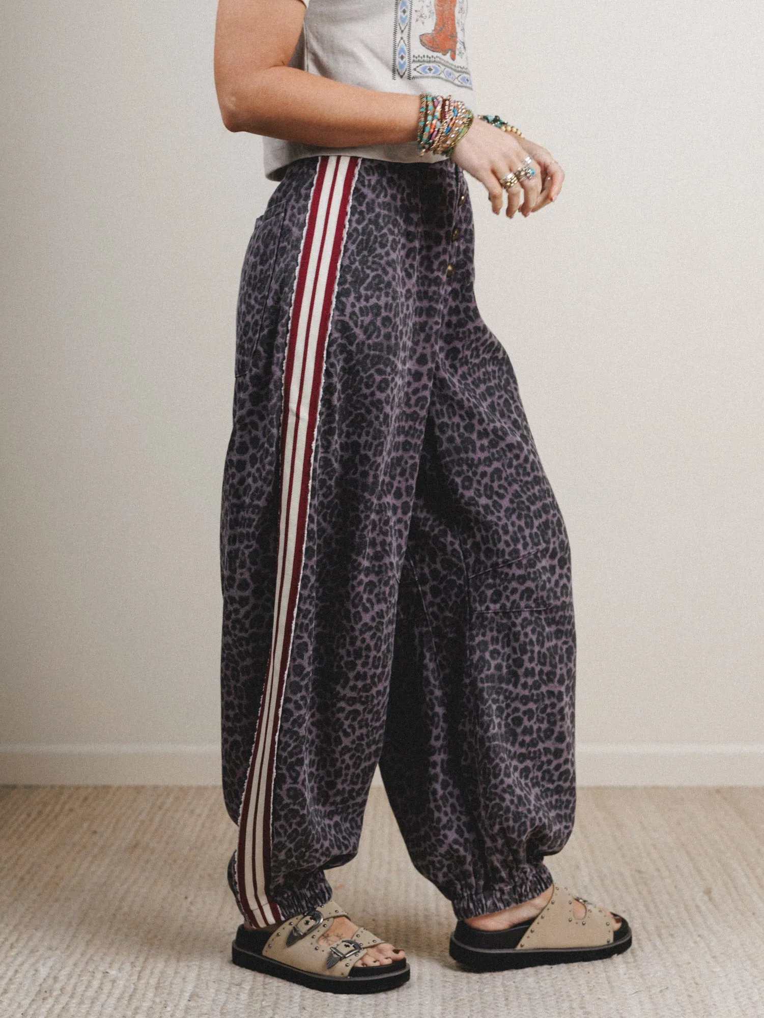 Wild Awakening Pants - Black Leopard