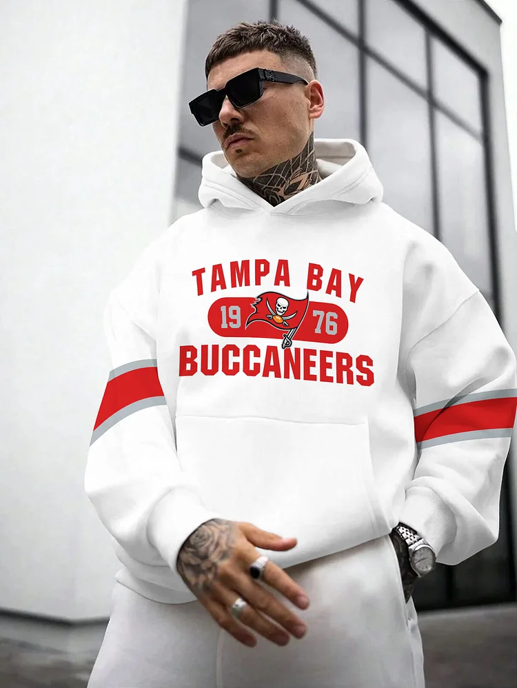 Tampa Bay Buccaneers Printed Hooded Pocket Pullover Hoodie
