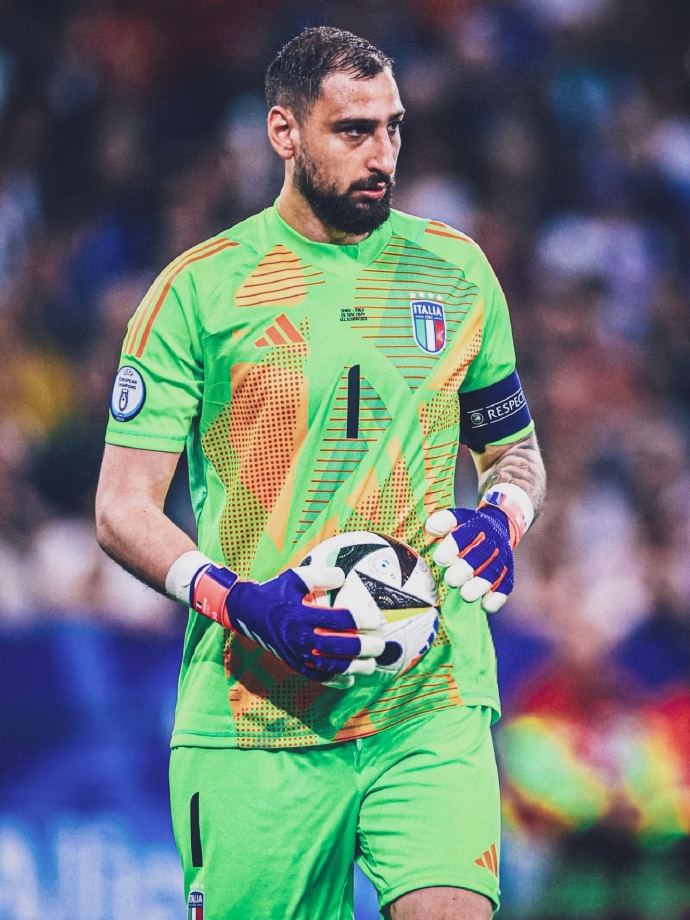 Donnarumma's High Wage Demands Lead Man Utd to Abandon Pursuitjersey|football shirt|football kit|football sportswear