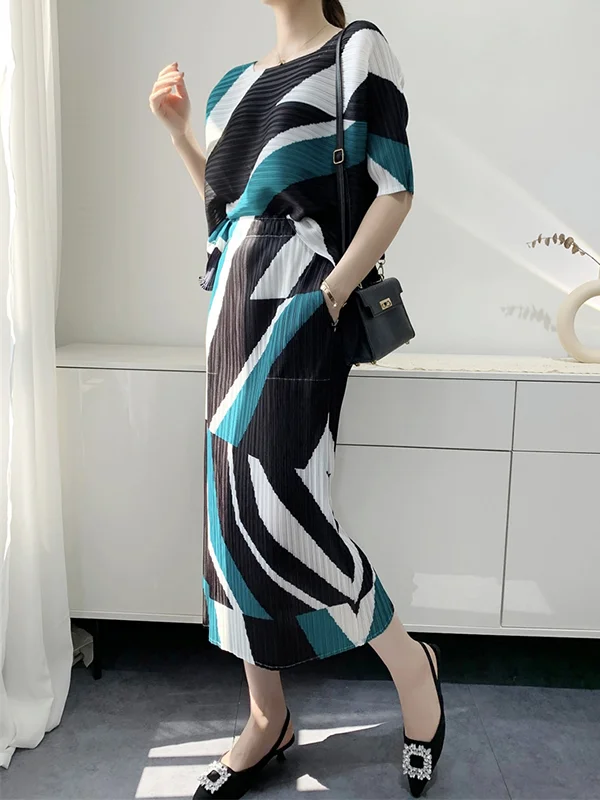 Roomy Short Sleeves Multi-Colored Pleated Stamped Square-Neck Blouses&Skirts Two Pieces Set