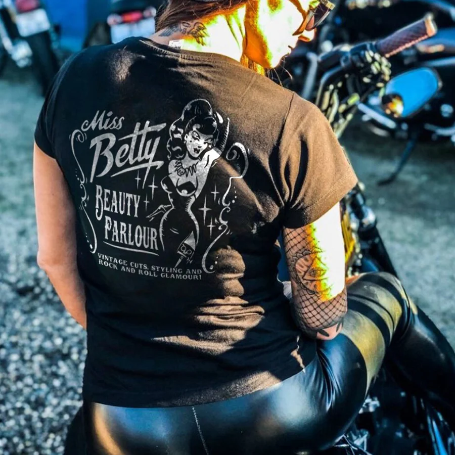 Miss Betty Beauty Parlour Printed Women's T-shirt - Devcarry