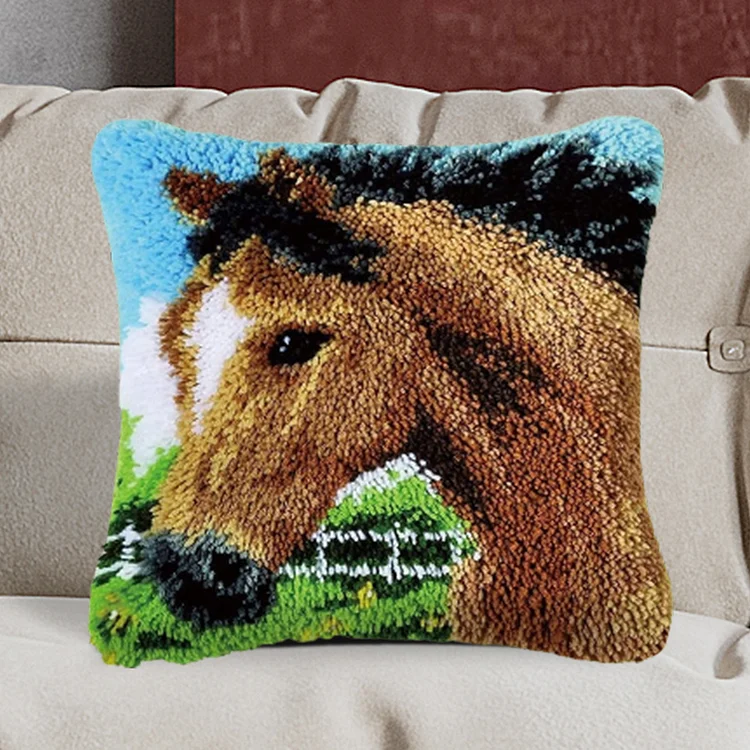 Majestic Horse Pillowcase Latch Hook Kits for Adult, Beginner and Kid veirousa