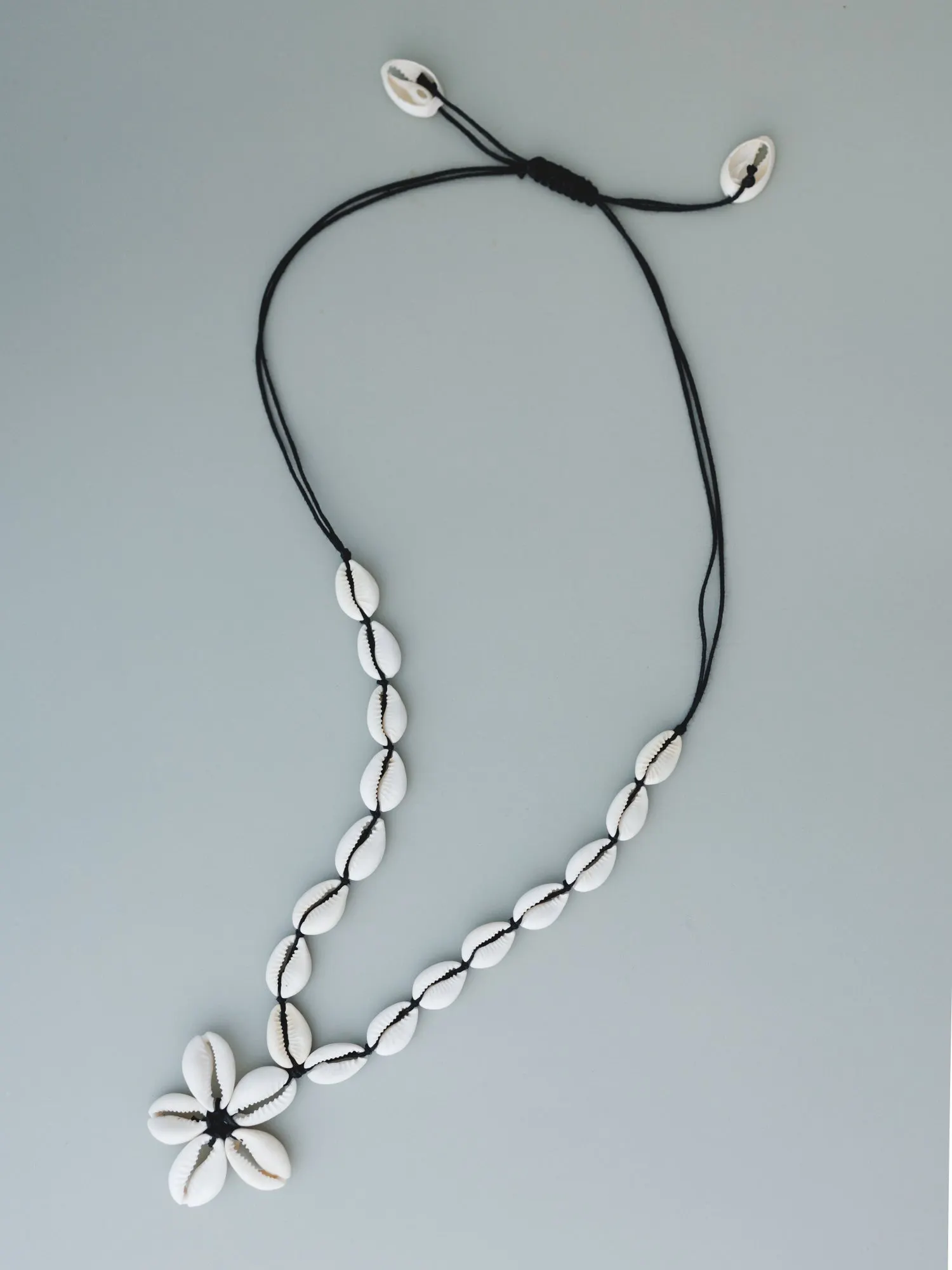Shell Beach Necklace - White