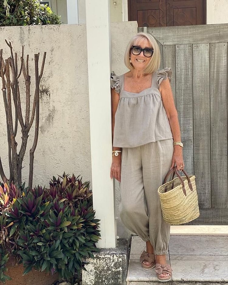 Jules Linen Top in Natural - Size S/3XL