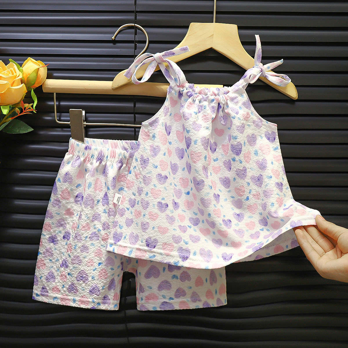 【12M-6Y】2-piece Girls Cute Fruit And Floral Print Hanging Neck Top And Shorts Set