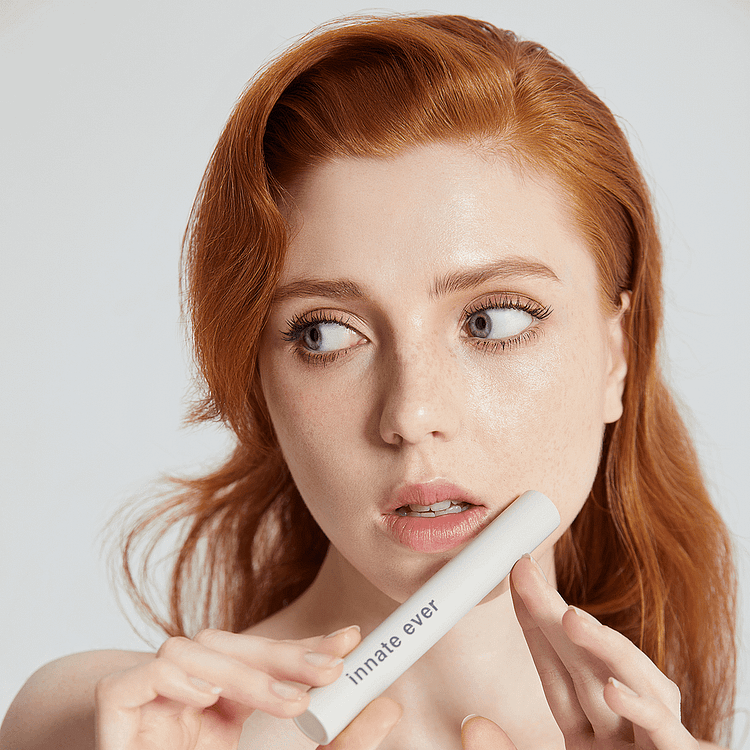 Herb Extract Volumizing & Curl Nourishing Mascara