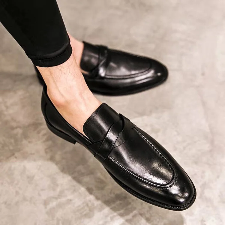 Stitched casual one-step leather shoes