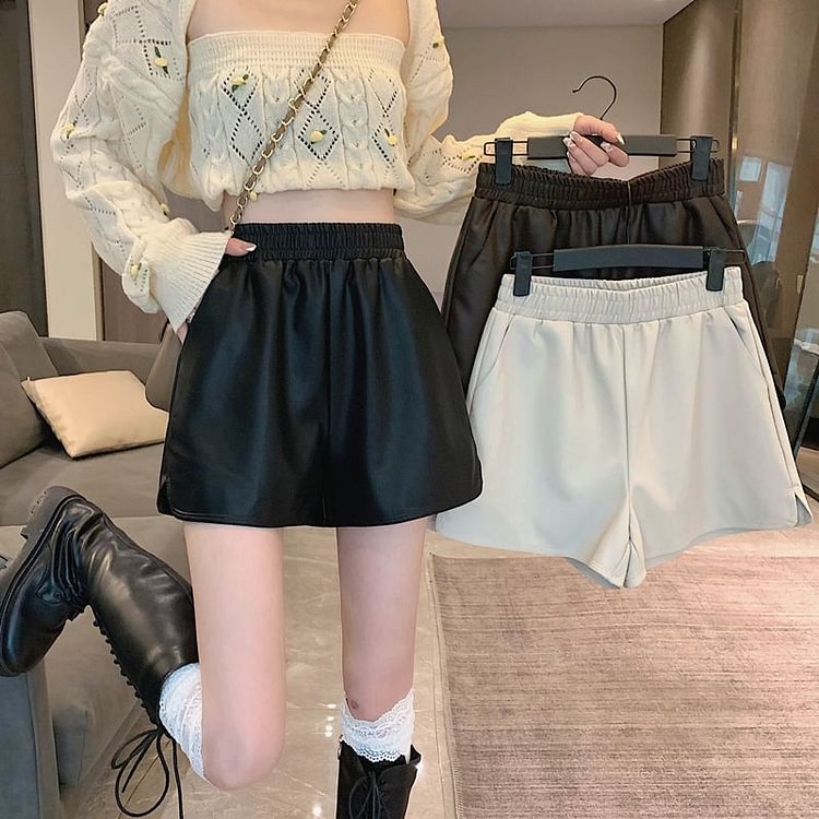 Faux Leather Shorts YP4011