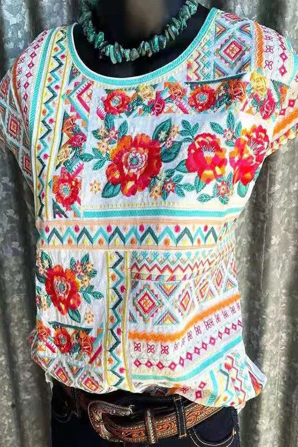 Embroidered Vintage Crew Neck T-Shirt