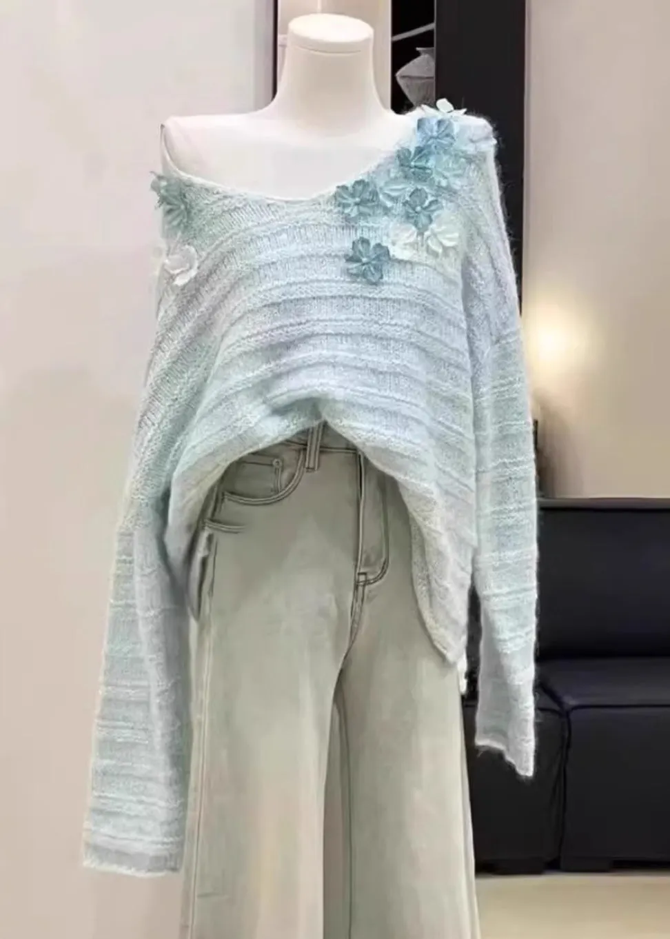 Boutique Blue Hollow Out Floral Knit Sweater Winter