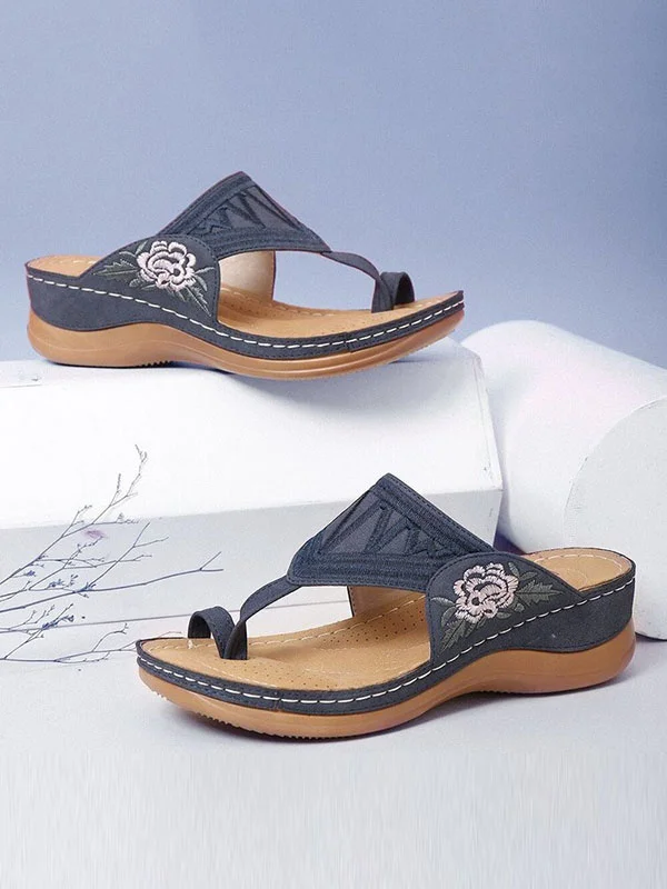 Hollow-Out Toe Embroidery Wedge Sandals Slippers