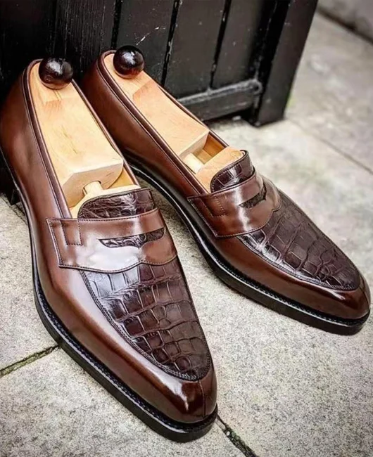 Vintage Crocodile Embossed Point Toe Leather Dress Shoes 