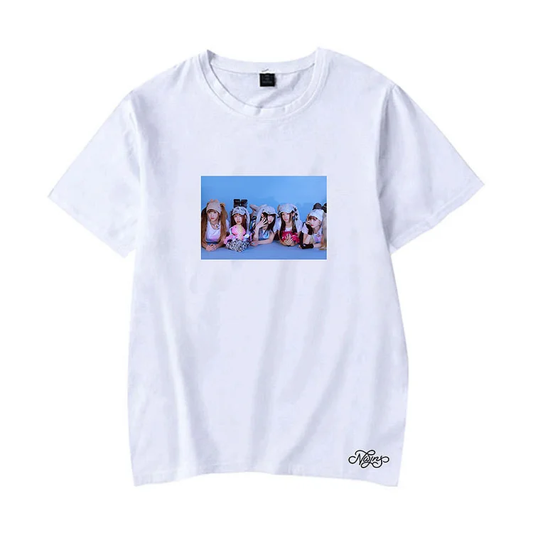 NewJeans OMG Group Photo Printed T-shirt