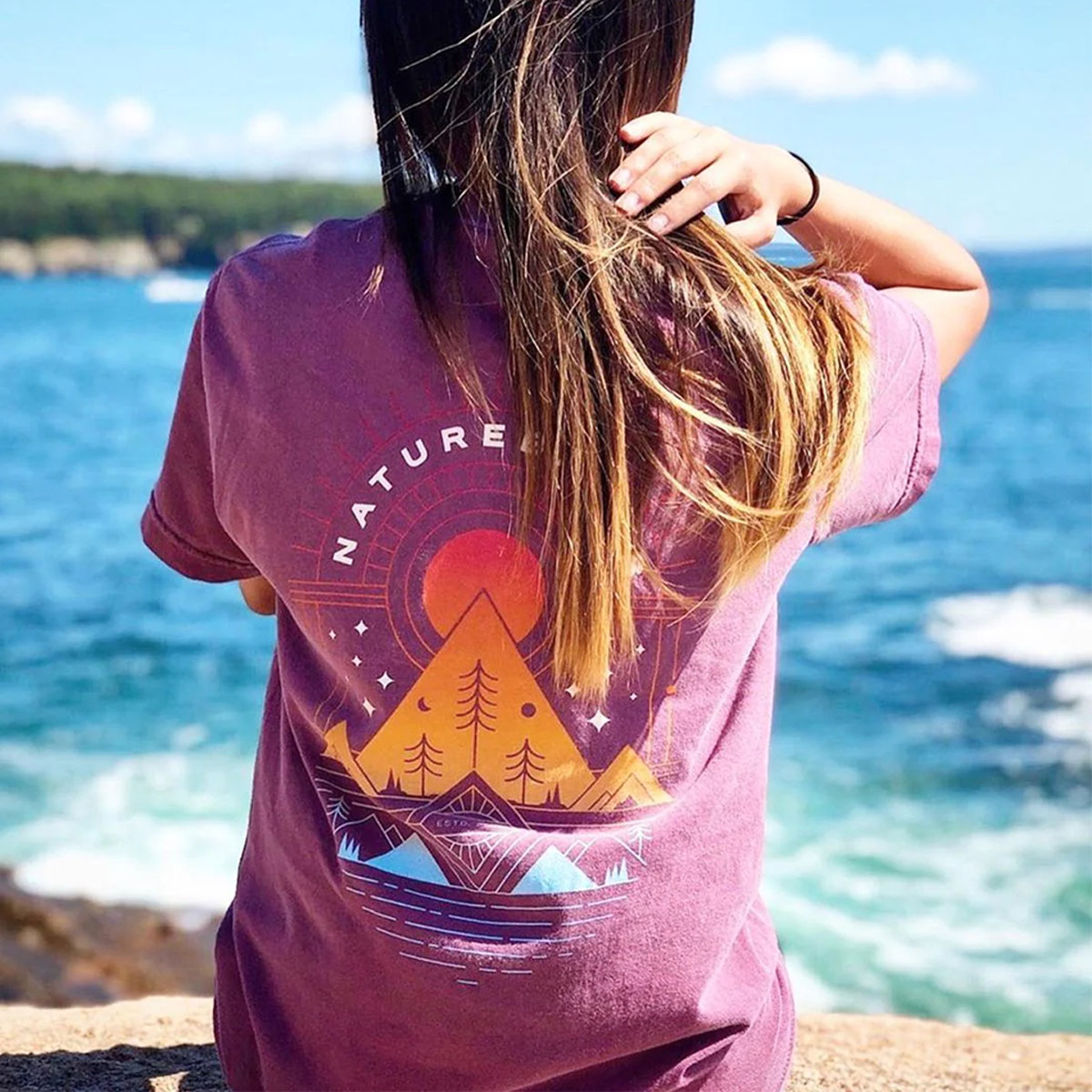 Unisex Retro Cosmic Sunset Vacation T-shirt - Helixace