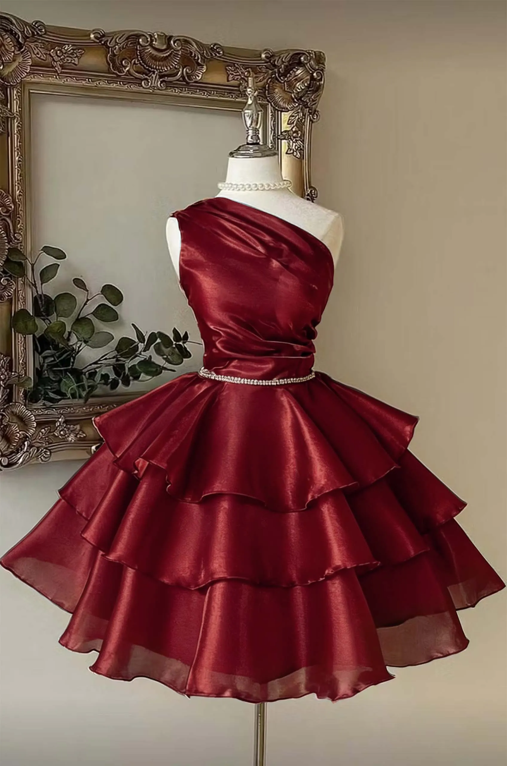 Lussooy Elegant One Shoulder Beading Sleeveless Pleated Short Prom Dress with Ruffles