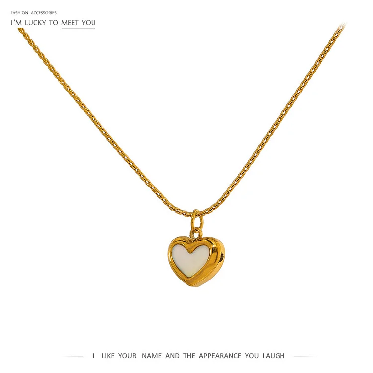Cute Heart Natural Shell Necklace