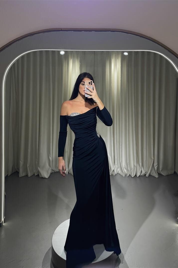 Lussooy Black Satin Stunning Off the Shoulder Long Sleeves Slim Prom Dress with Beadings