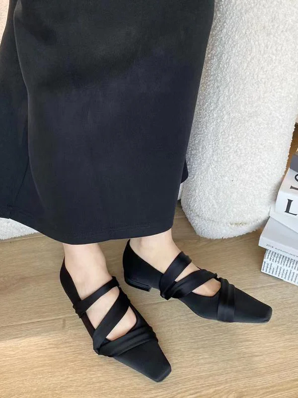 Solid Color Square-Toe Flat Shoes