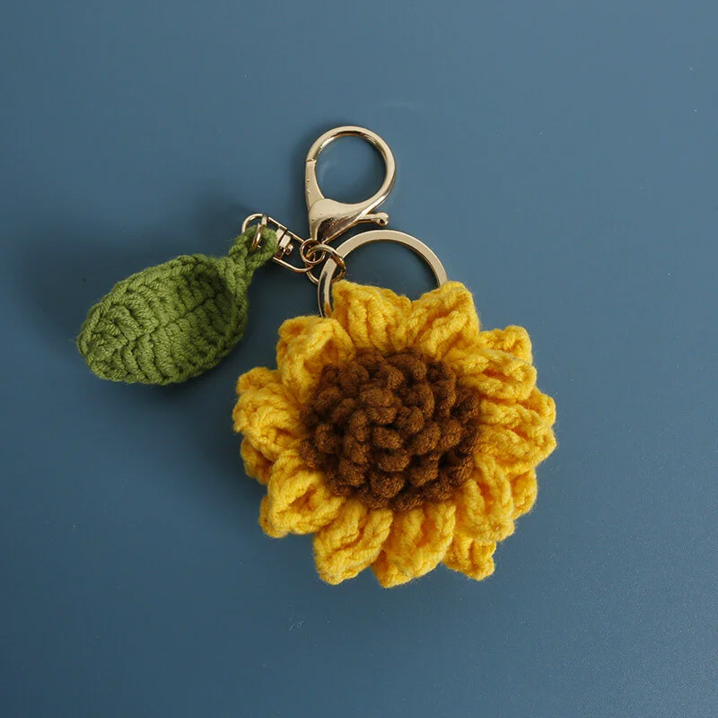 MeWaii® Finished Crochet Flower Keychain