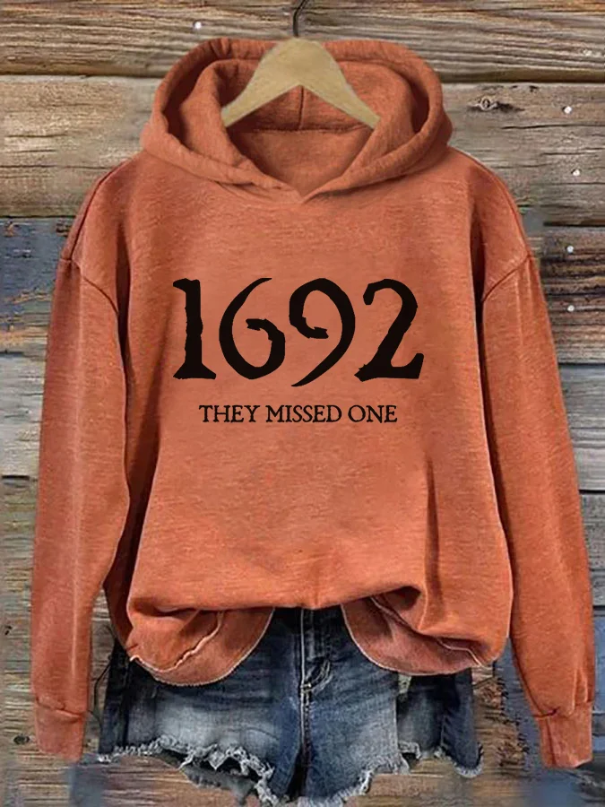 VChics Women's 1692 They Missed One Salem Witch Printed Round Neck Long Sleeve Hoodie