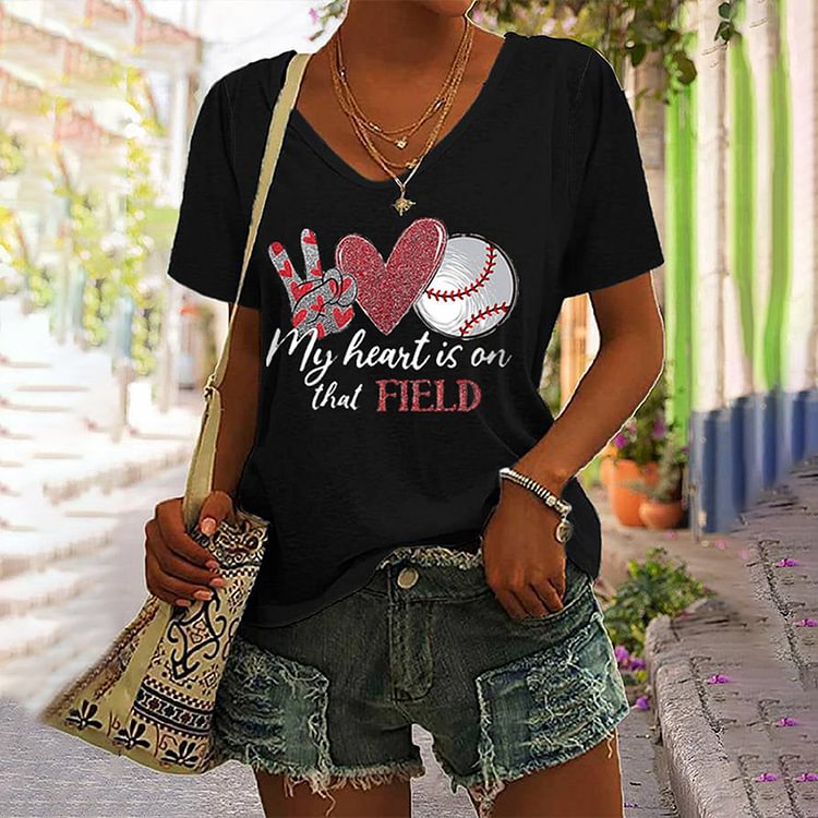 Comstylish Women's My Heart Is On That Field Baseball Lover V Neck T-Shirt