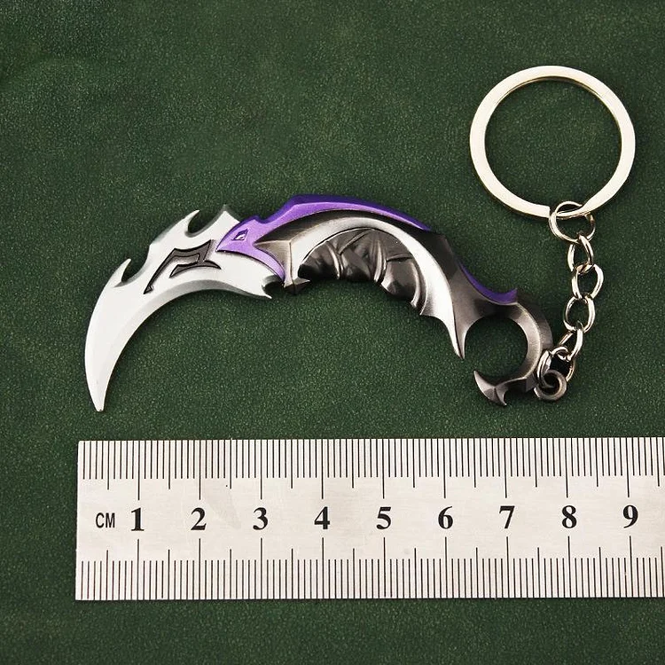 Valorant Game Weapon Keychain Mini Valorant Props Models Reaver Knives AK Model Keychains