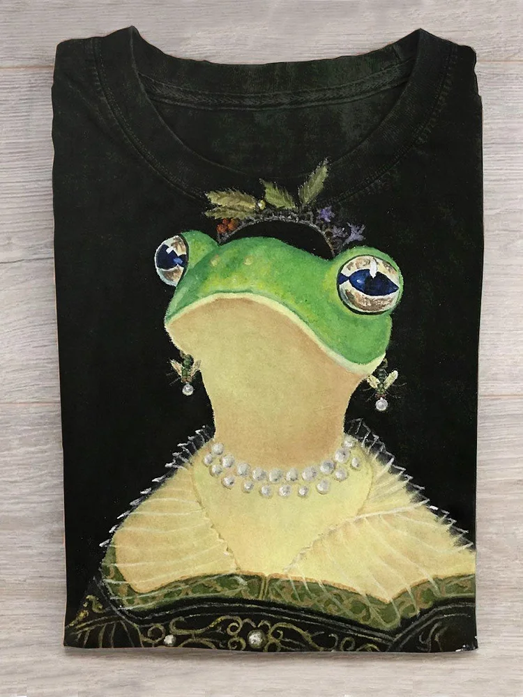 Funny Frog Art Design T-shirt socialshop