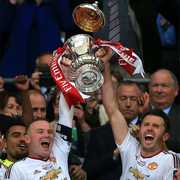 FA Cup Trophy—2016 Season Manchester United