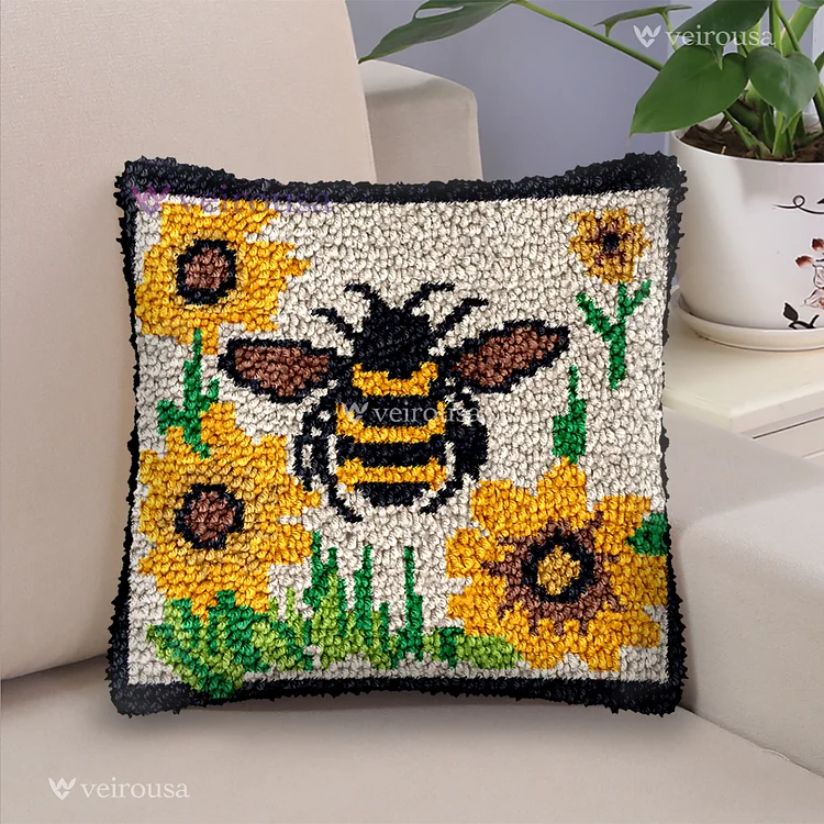 Bee and sunflower Latch Hook Pillow Kit for Adult, Beginner and Kid veirousa