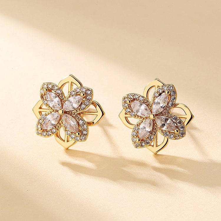 Rotating Clover Zircon Earrings