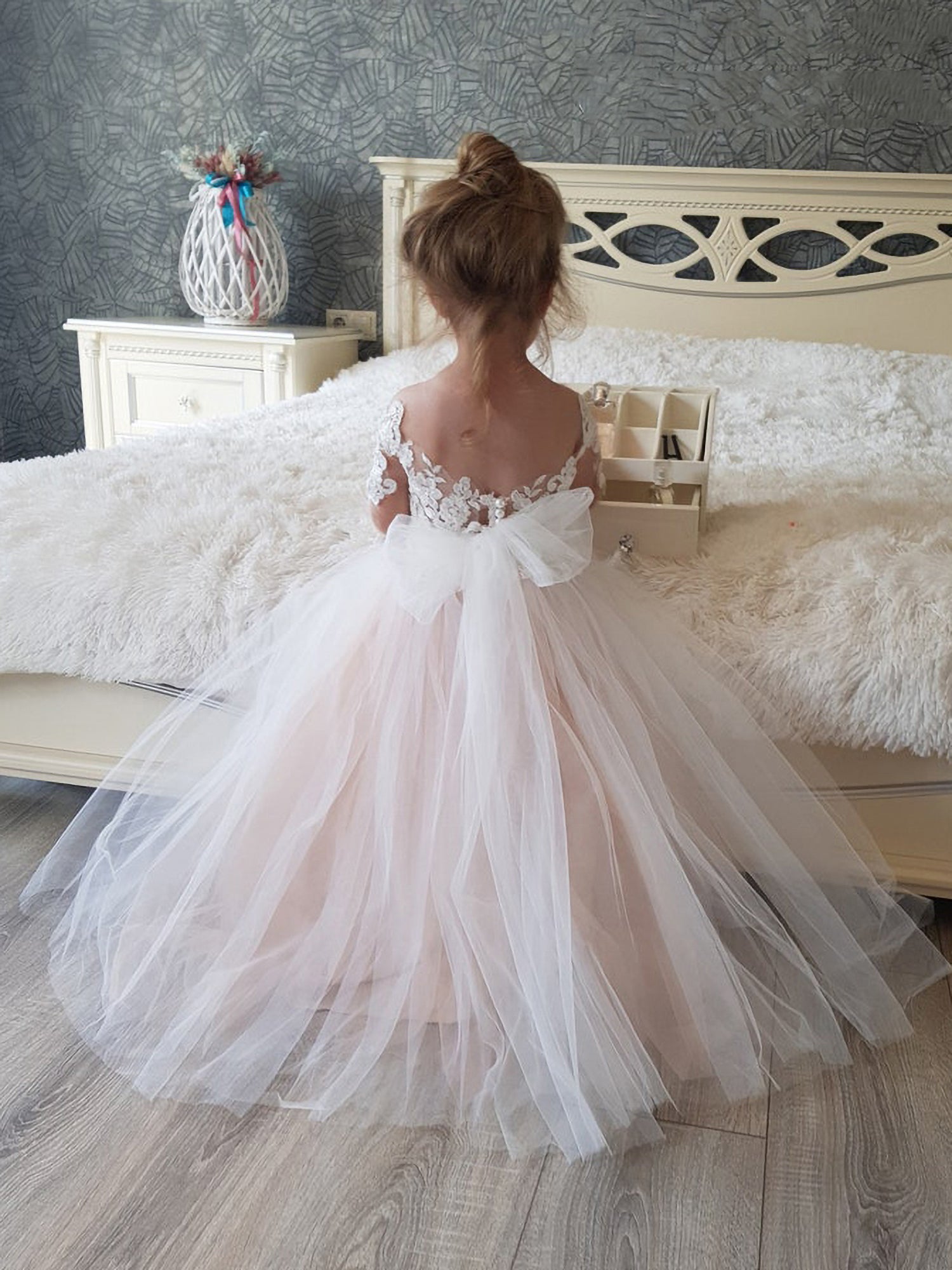 Bellasprom Princess Boho 3/4-Length Sleeves Flower Girl Dresses Tulle Lace with Appliques Bow Bellasprom