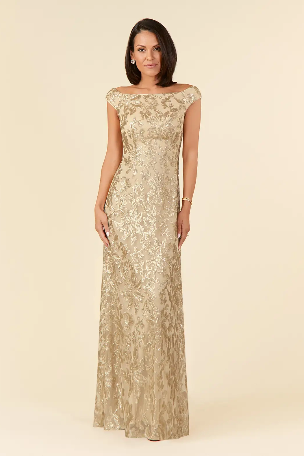 Daisda Off-The-Shoulder Boat Neck Cap Sleeves Long A-Line Embroidery Mother Of The Bride Dress