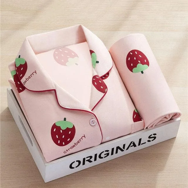Cute Avocado/Strawberry Fruits Pattern Pyjamas Set SP16955