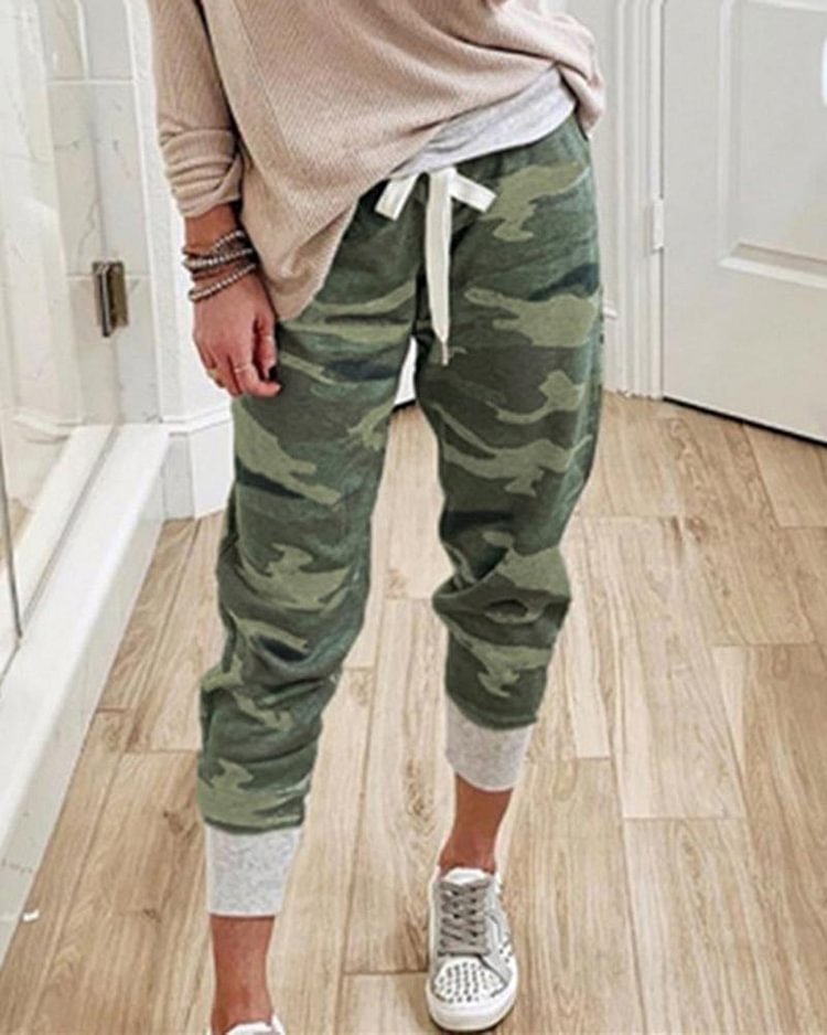 Camo Drawstring Front Pocket Detail Pants For Women - Shop Trendy Women's Clothing | LoverChic