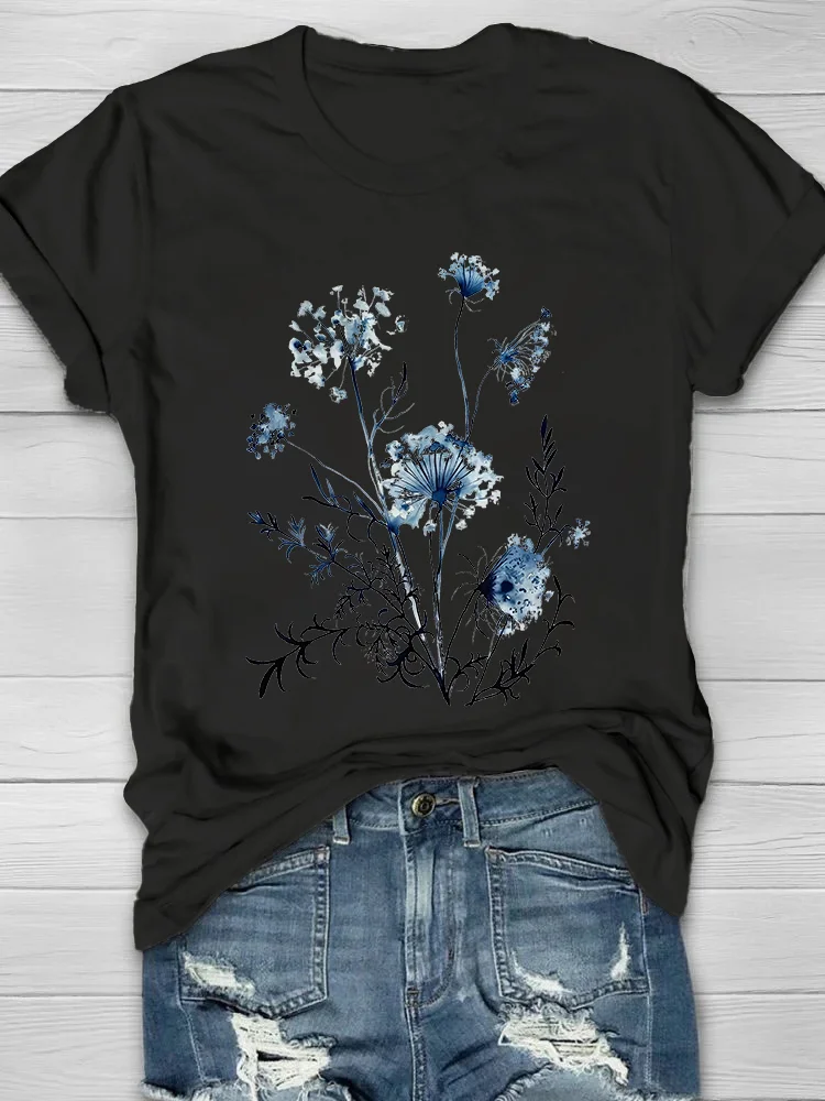 Queen Anne's Lace Flower Printed Women's T-shirt
