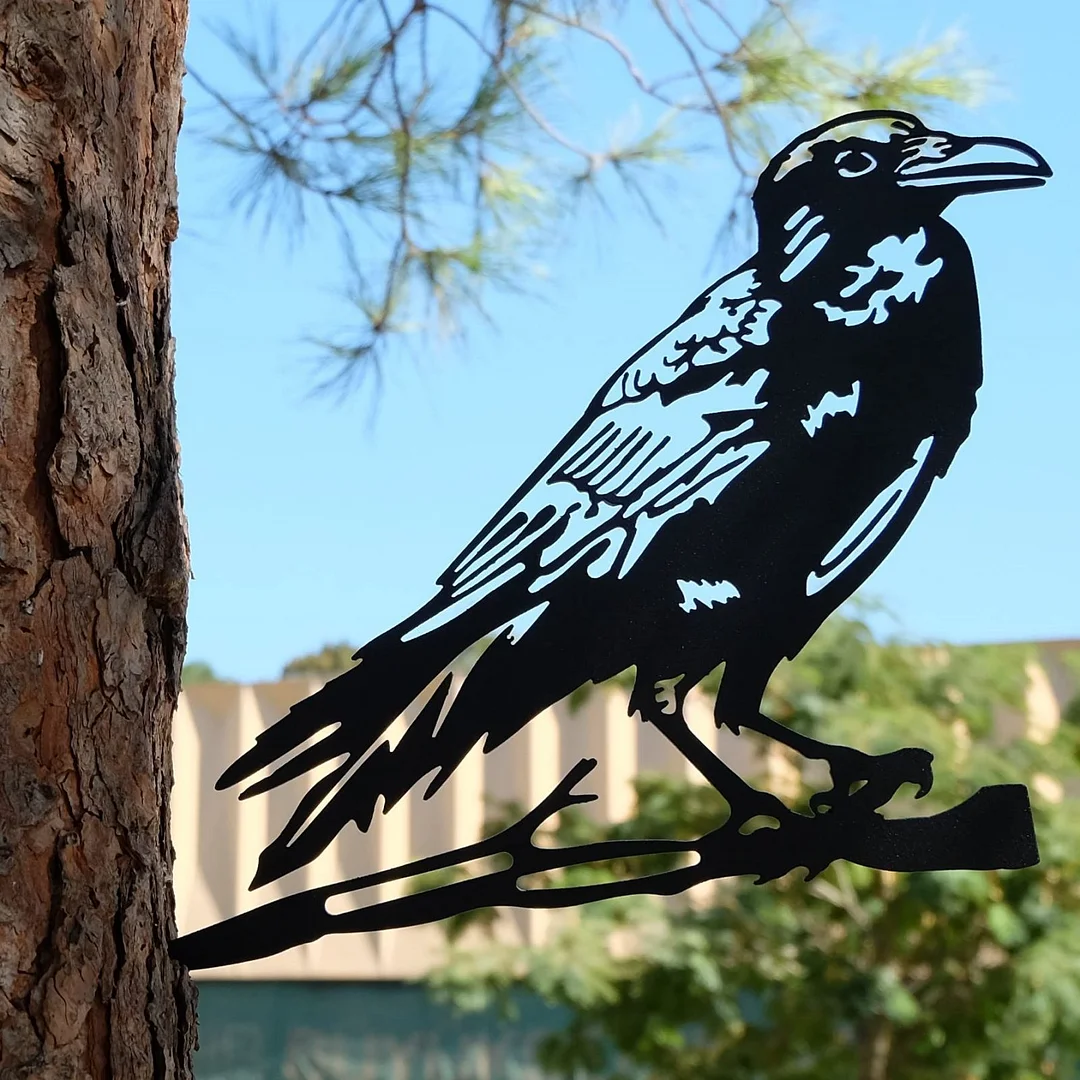 Metal Raven Decor