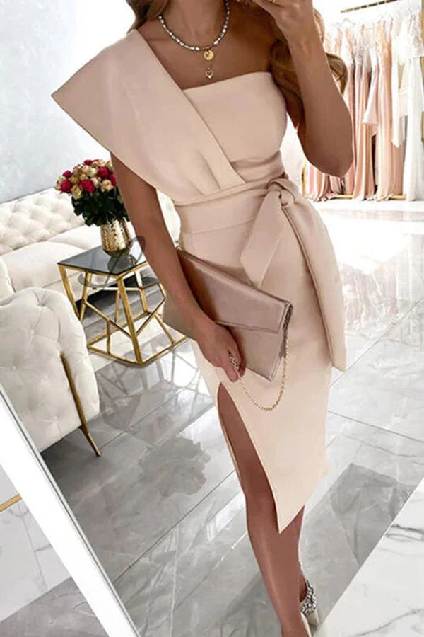 Carrie In Paris Knot Waist Party Pencil Dress