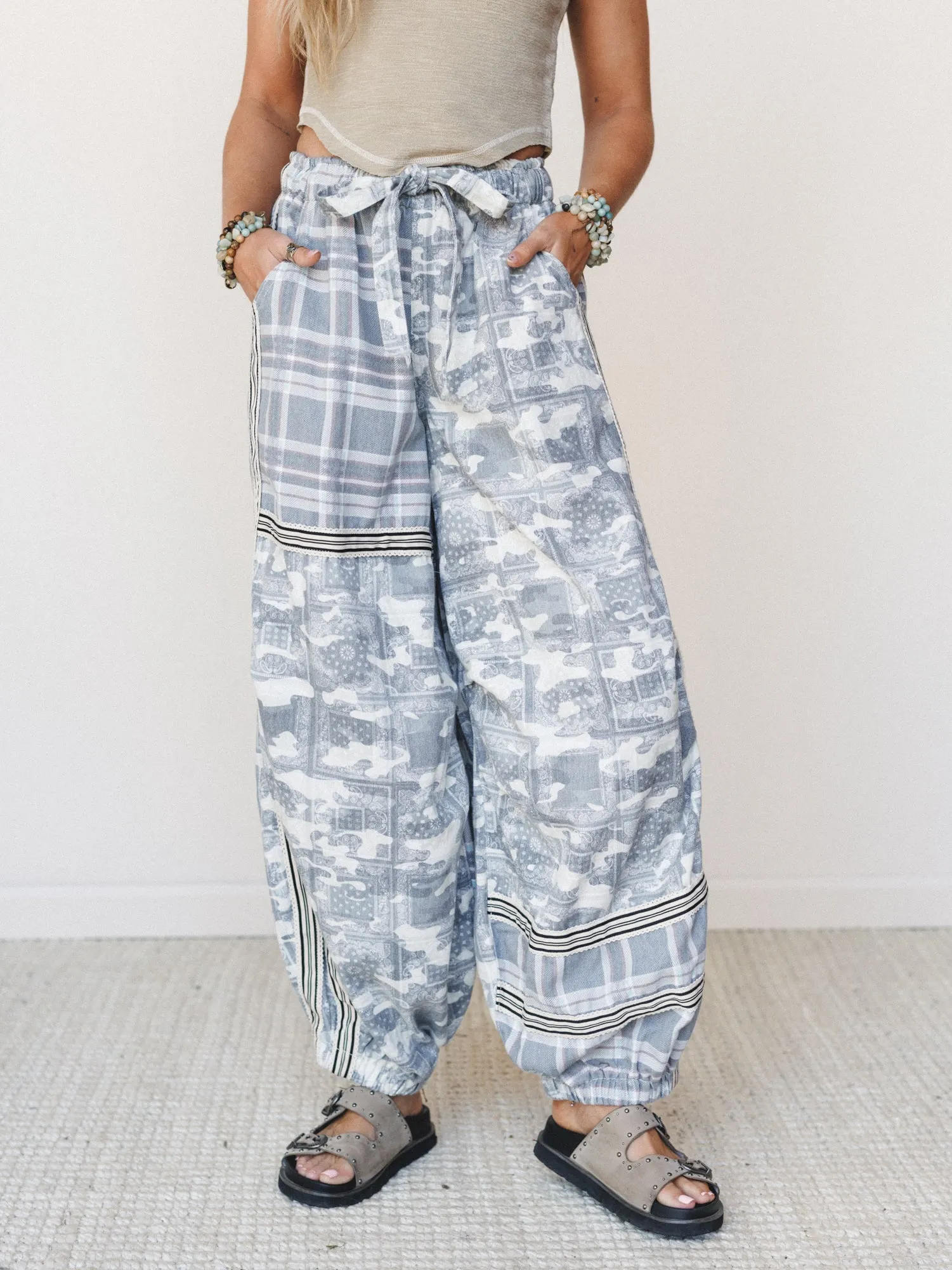 Called in the Wild Pants - Black Camo