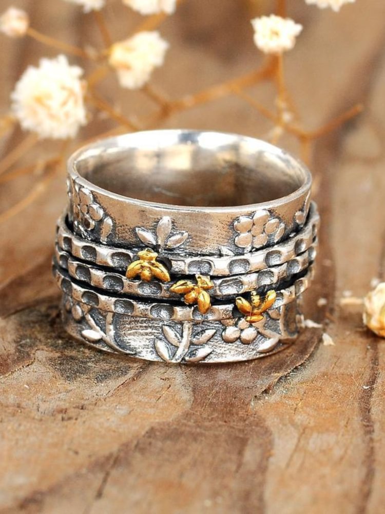 Comstylish Vintage Floral & Bees Carving Ring