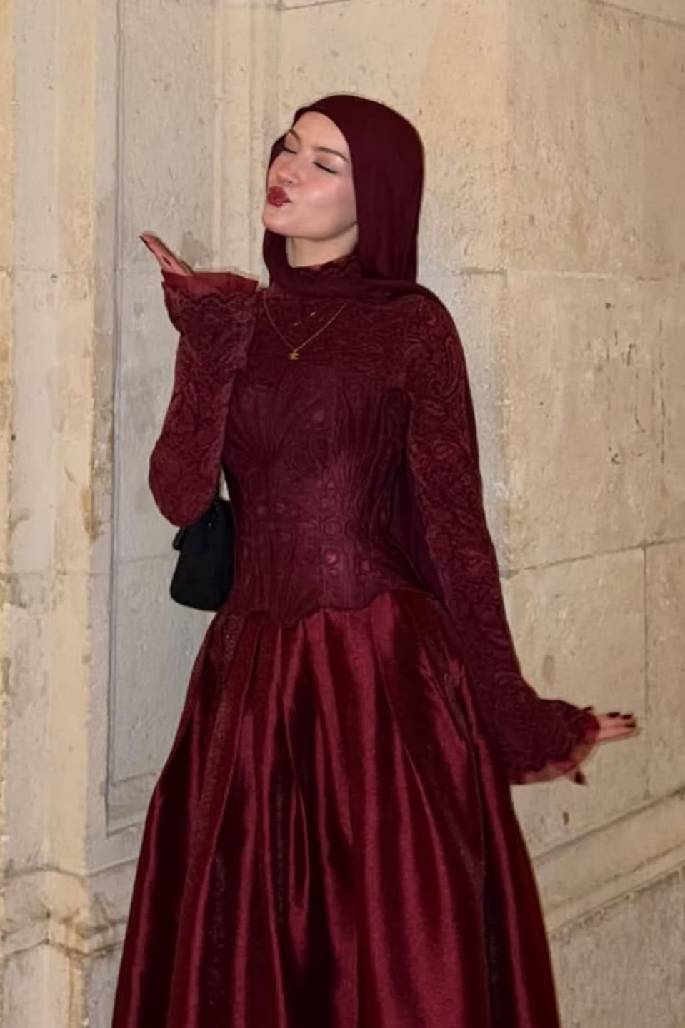 Long Stunning High Neck Long Sleeves High-Waisted A-Line Prom Dress With Hijab And Pleated | LR0513 Wellcucu