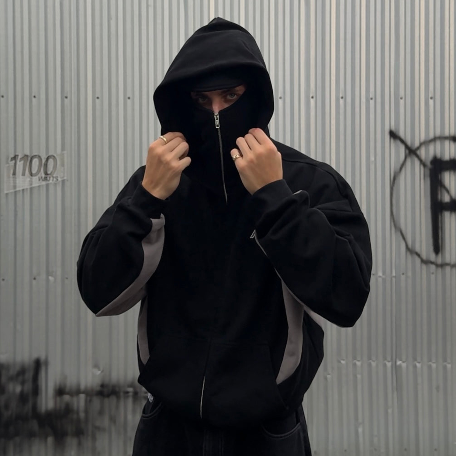 Stylish Hooded Zip-Up Jacket for Sports Enthusiasts