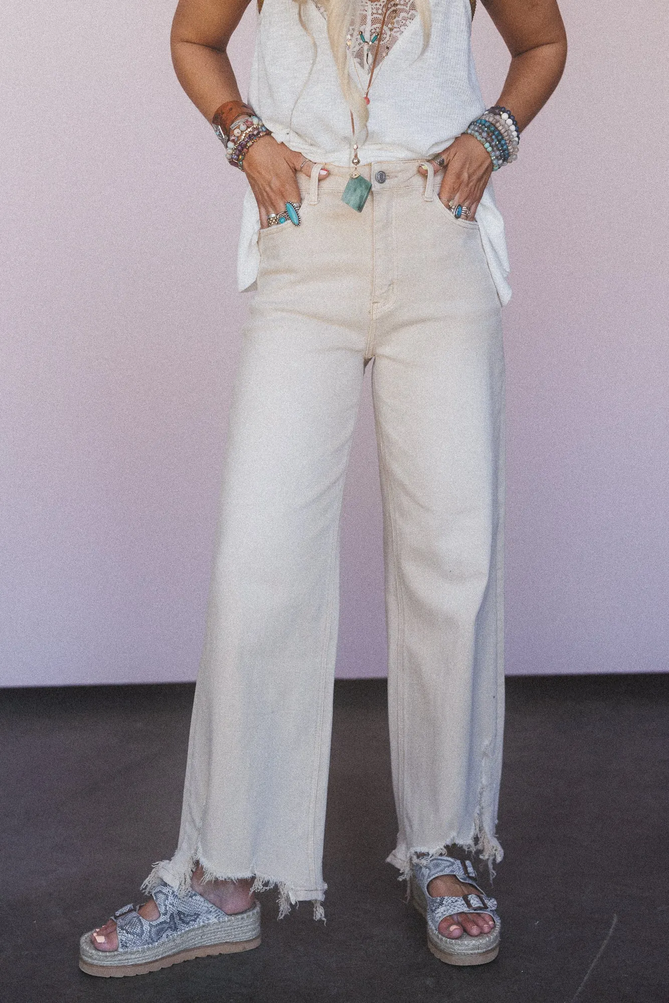 Aero Distressed Jeans - Beige