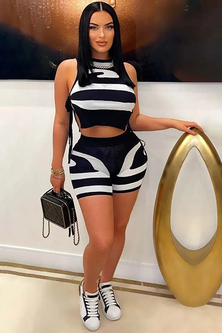 Knit Pattern Print Sleeveless Slit Tie Up Crop Top Shorts Matching Set