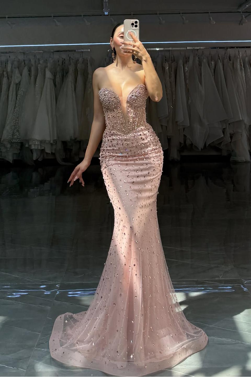 Lussooy Gorgeous Pink Beaded Sweetheart Sleeveless Prom Dress With Rhinestone