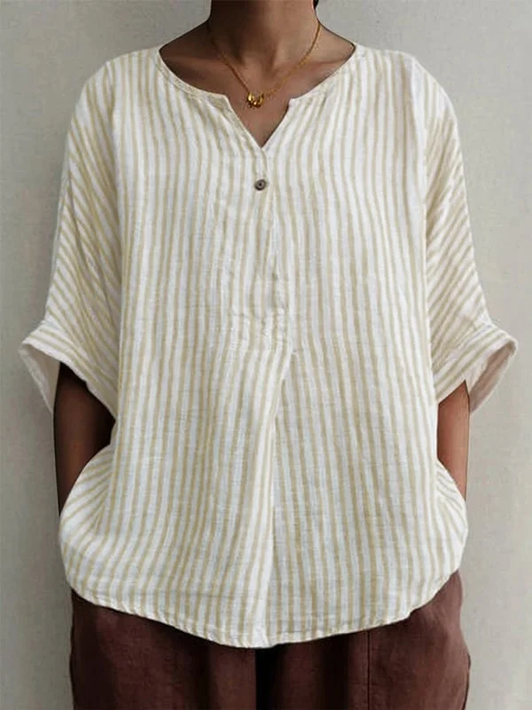 Ladies V-neck Fashion Short-sleeved Blouse