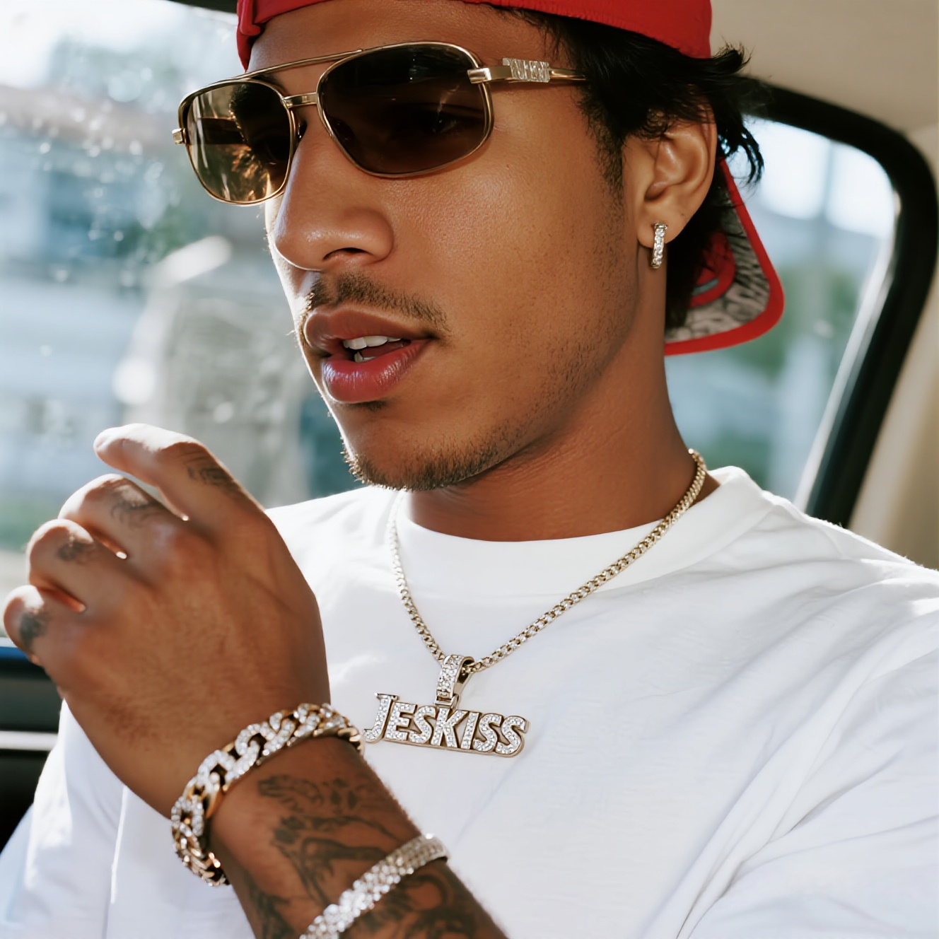 Jeskiss Weekly Style: Discover Your Signature Fashion Pieces