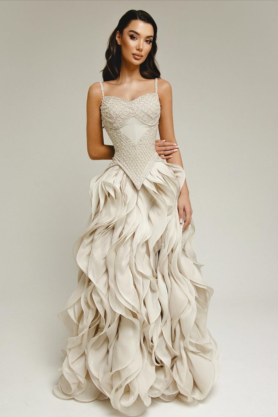Lussooy Exquisite Sleeveless Beaded Bustier Prom Dress with Cascading 3D Ruffles